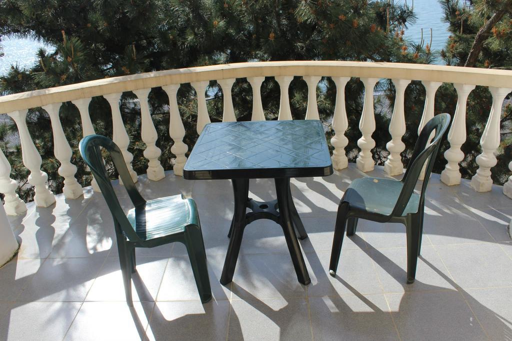 Festina Lente Hotel Kobuleti Luaran gambar