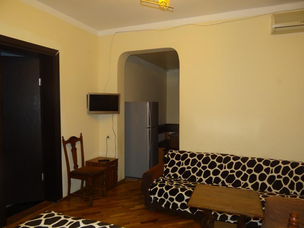 Festina Lente Hotel Kobuleti Luaran gambar