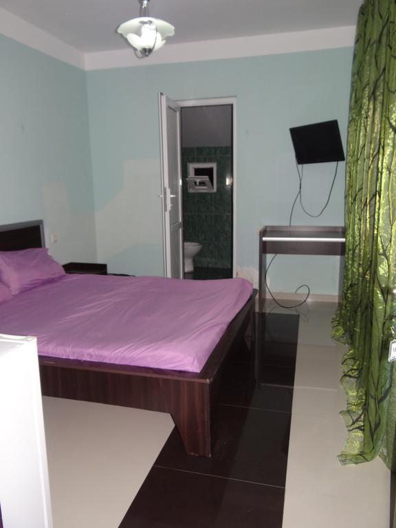 Festina Lente Hotel Kobuleti Luaran gambar