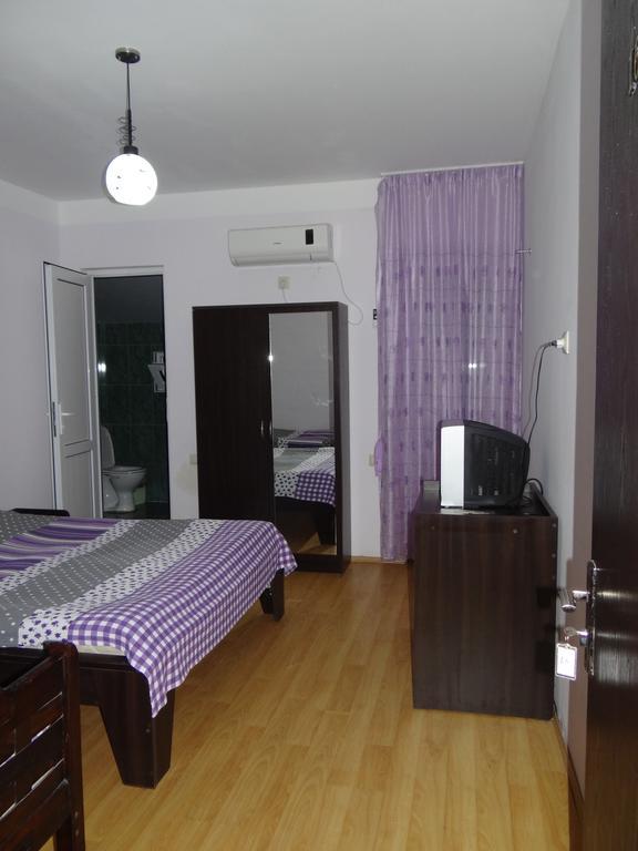 Festina Lente Hotel Kobuleti Luaran gambar
