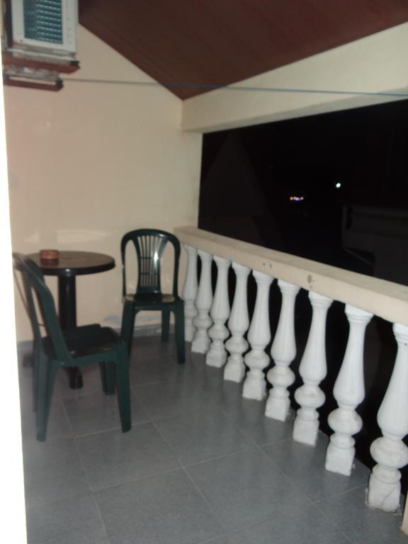 Festina Lente Hotel Kobuleti Luaran gambar
