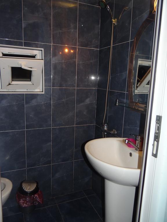Festina Lente Hotel Kobuleti Luaran gambar