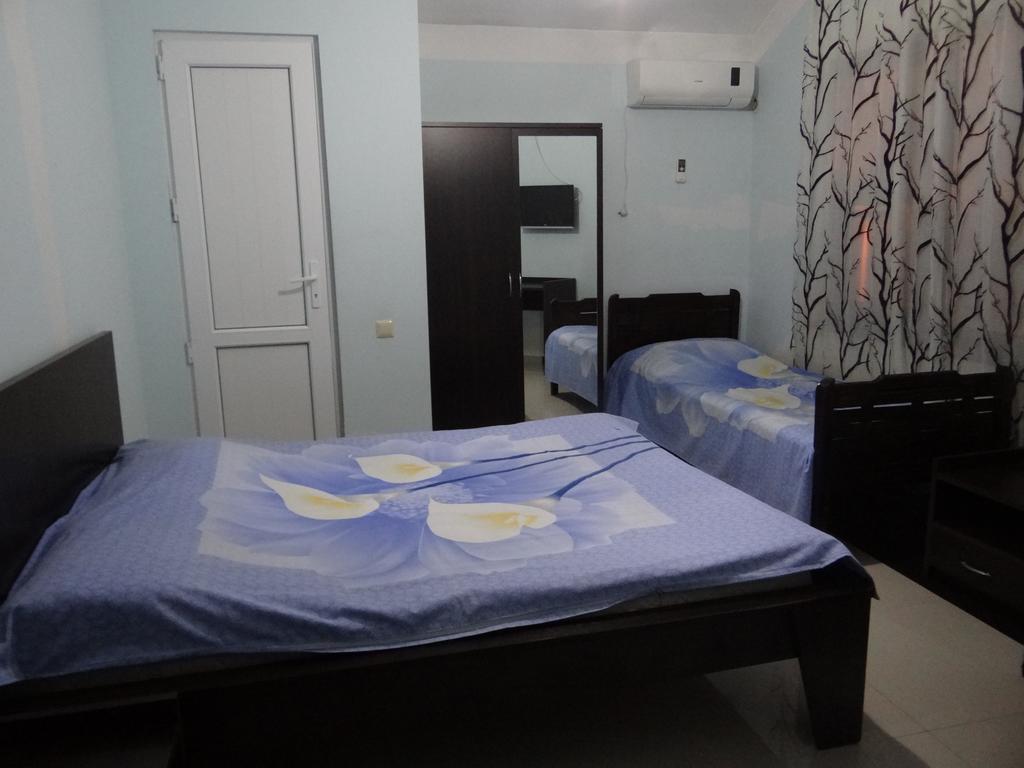 Festina Lente Hotel Kobuleti Luaran gambar