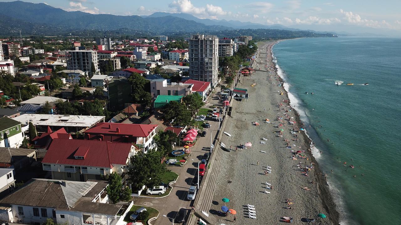 Festina Lente Hotel Kobuleti Luaran gambar